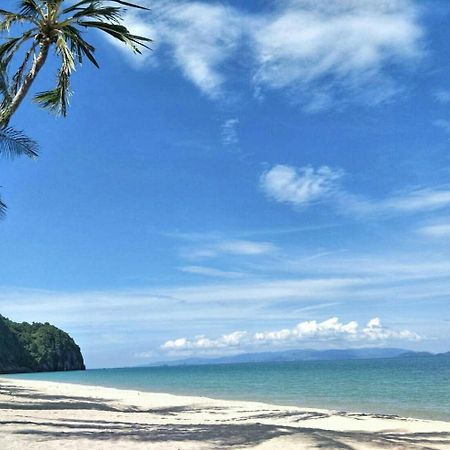 Klang Aow Seafood & Resort Khanom Eksteriør billede