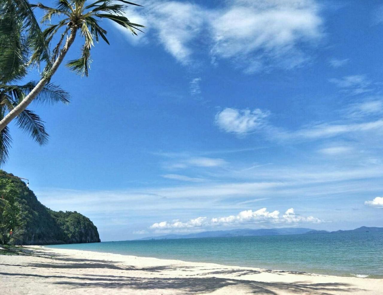 Klang Aow Seafood & Resort Khanom Eksteriør billede